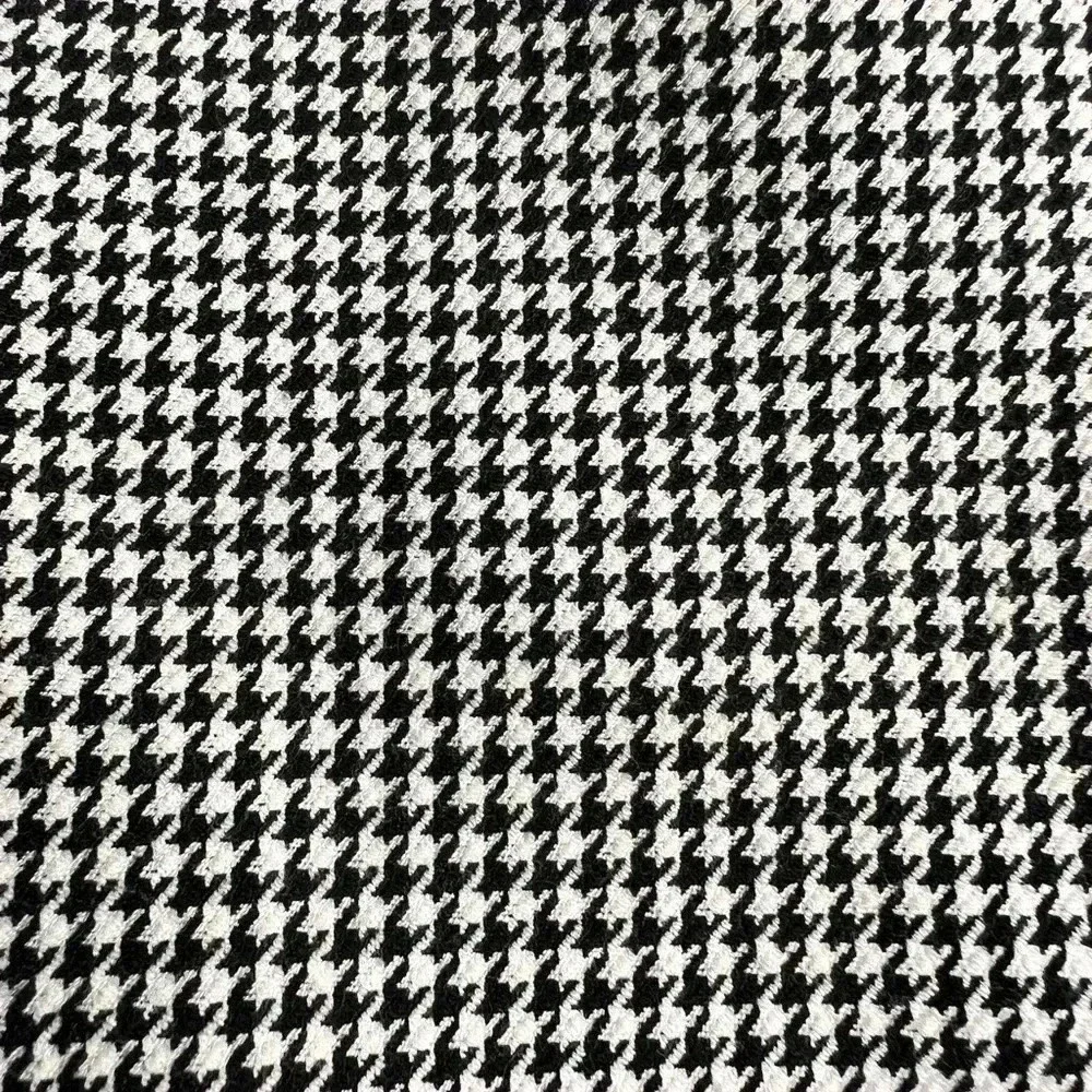 BANANA REPUBLIC HOUNDSTOOTH SKIRT•SIZE 10 PETITE•PREOWNED GREAT CONDITIO…